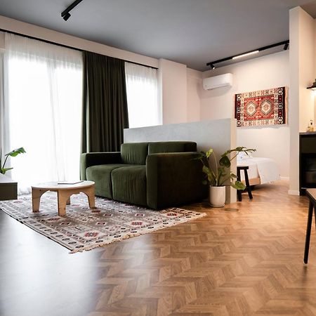 Muz Studios Тирана Экстерьер фото