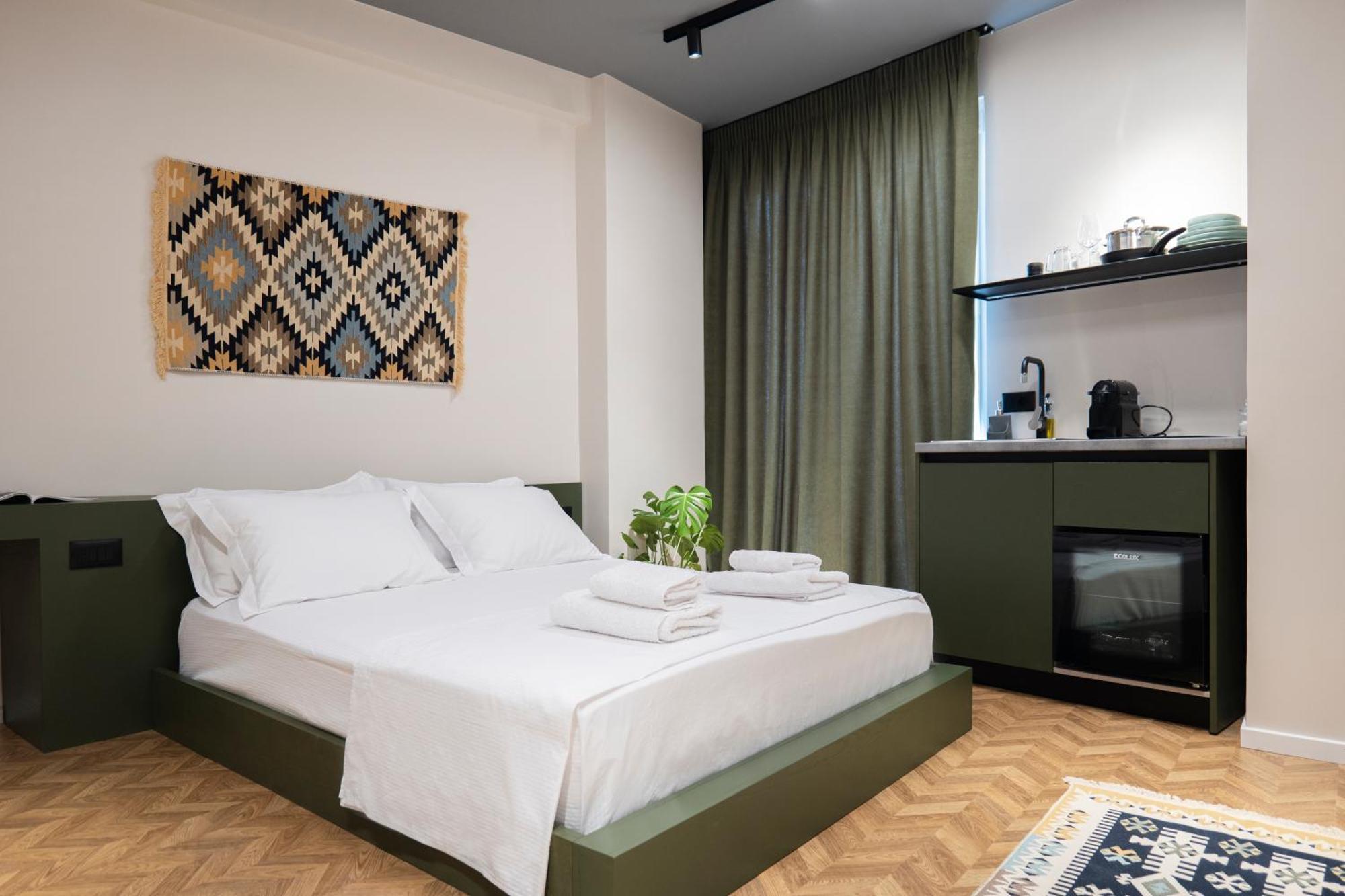 Muz Studios Тирана Экстерьер фото