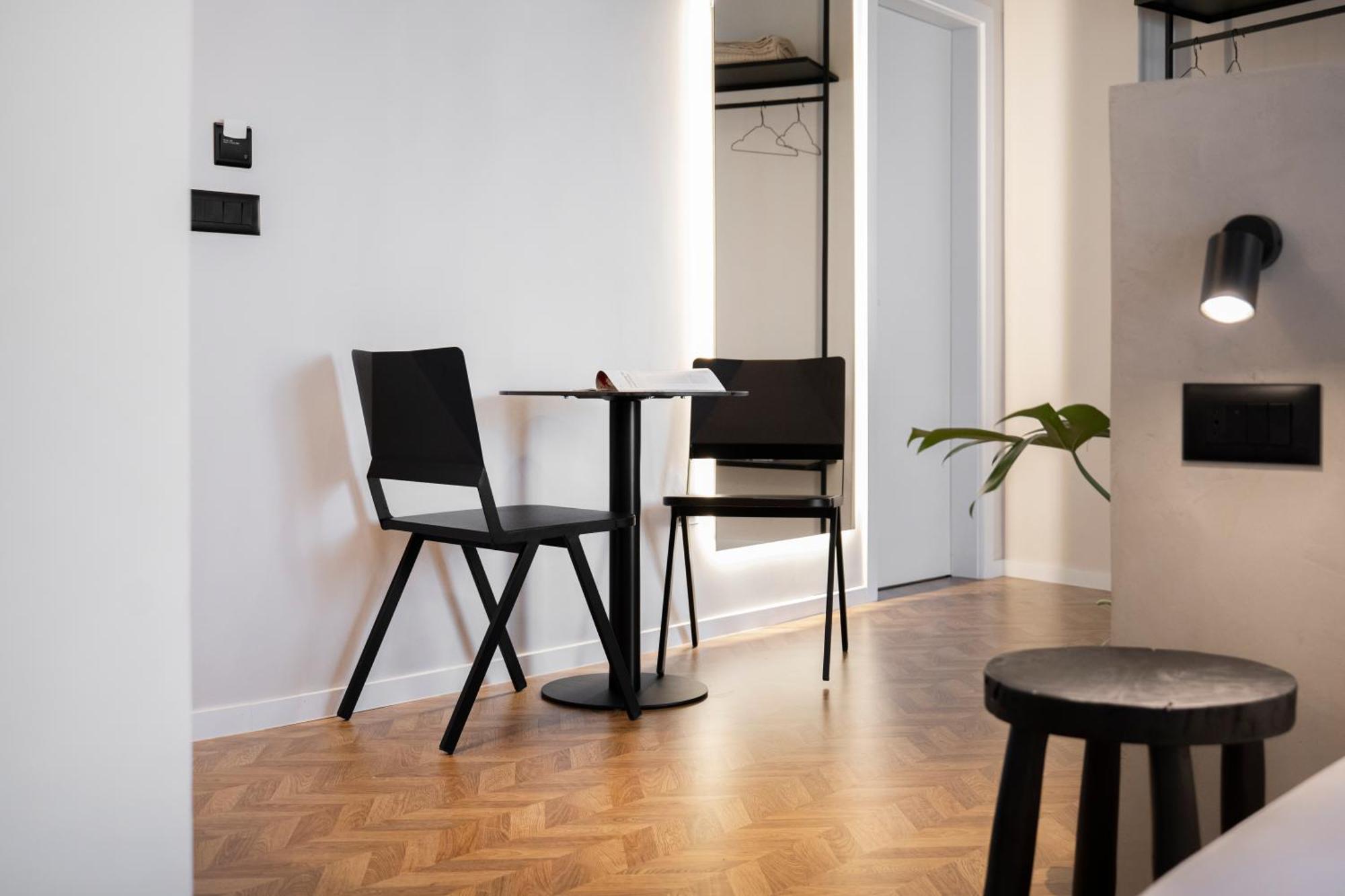 Muz Studios Тирана Экстерьер фото