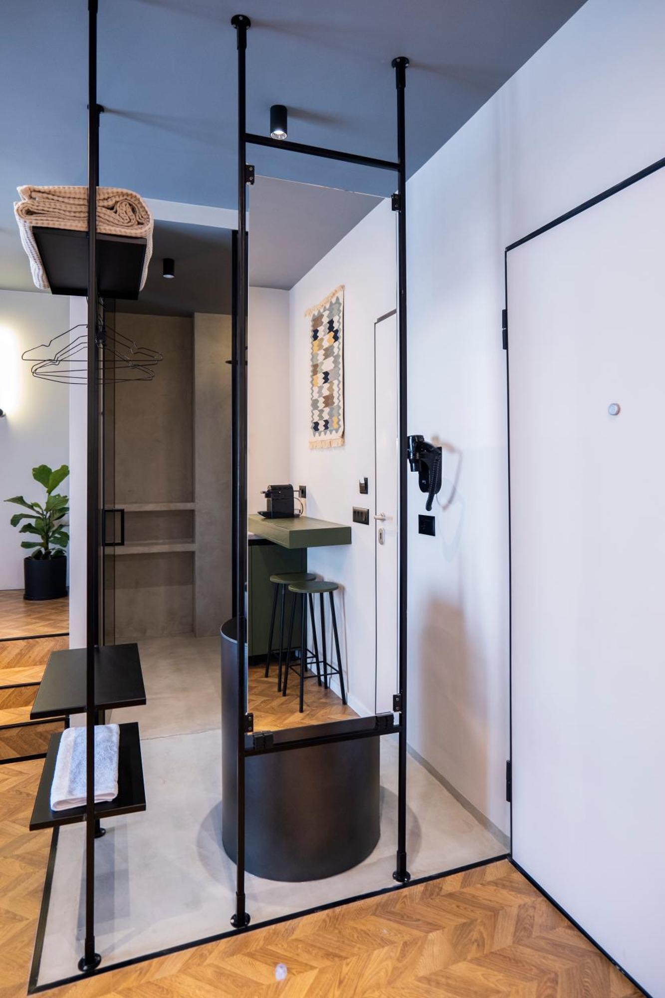 Muz Studios Тирана Экстерьер фото