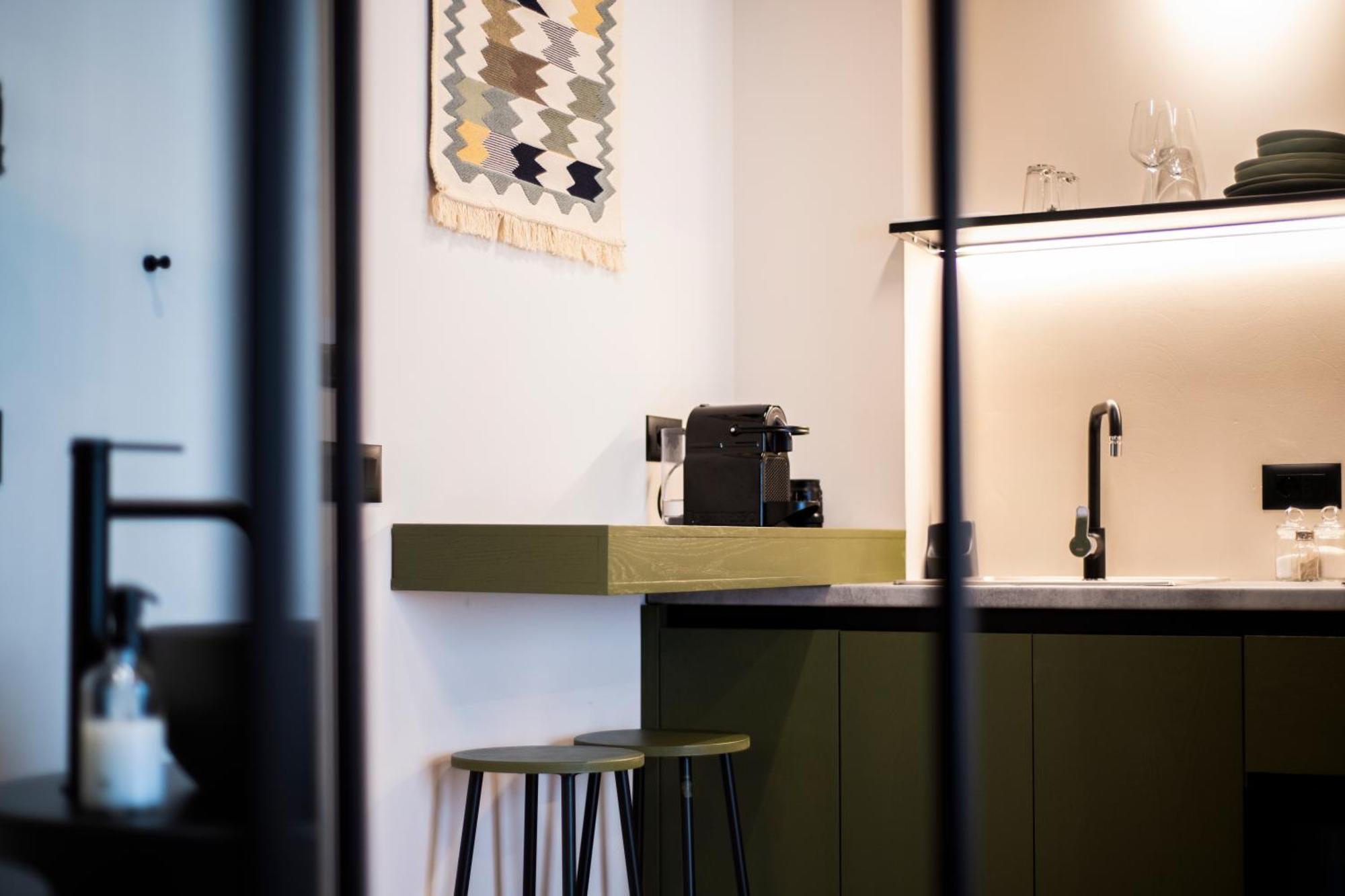 Muz Studios Тирана Экстерьер фото