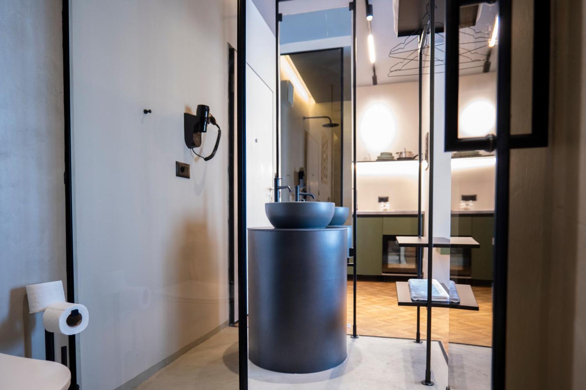 Muz Studios Тирана Экстерьер фото
